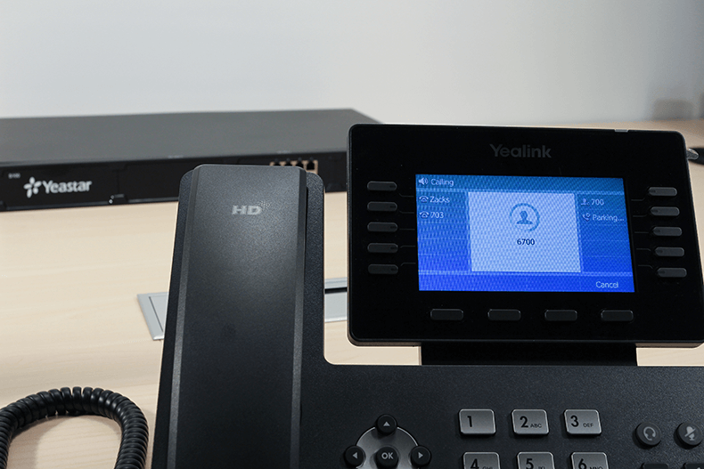 Yealink T54S Ekranı
